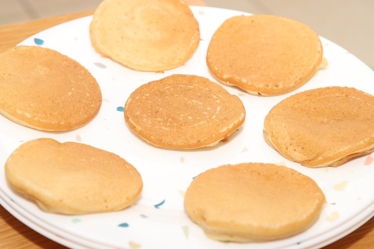 Chef Annalyn Frame Pancakes Breakfast Delicious - naor4040 / Pixabay